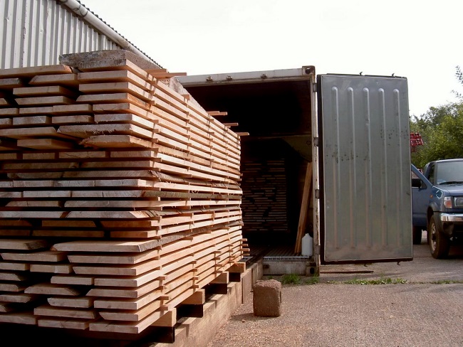 wood.jpg